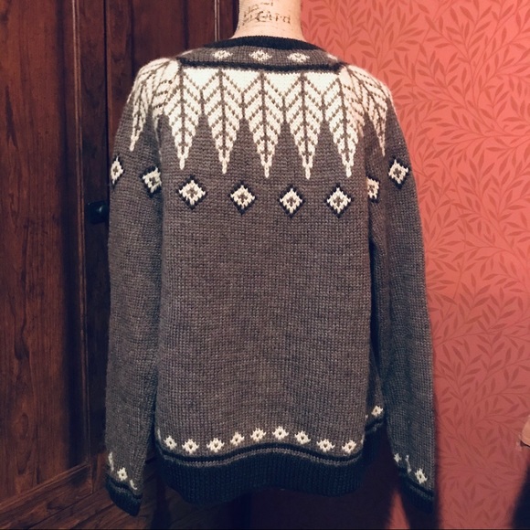 Cardigan Sweater - Picture 3 of 6